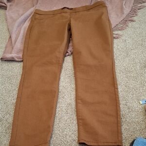 No Boundaries Camel Brown Pants